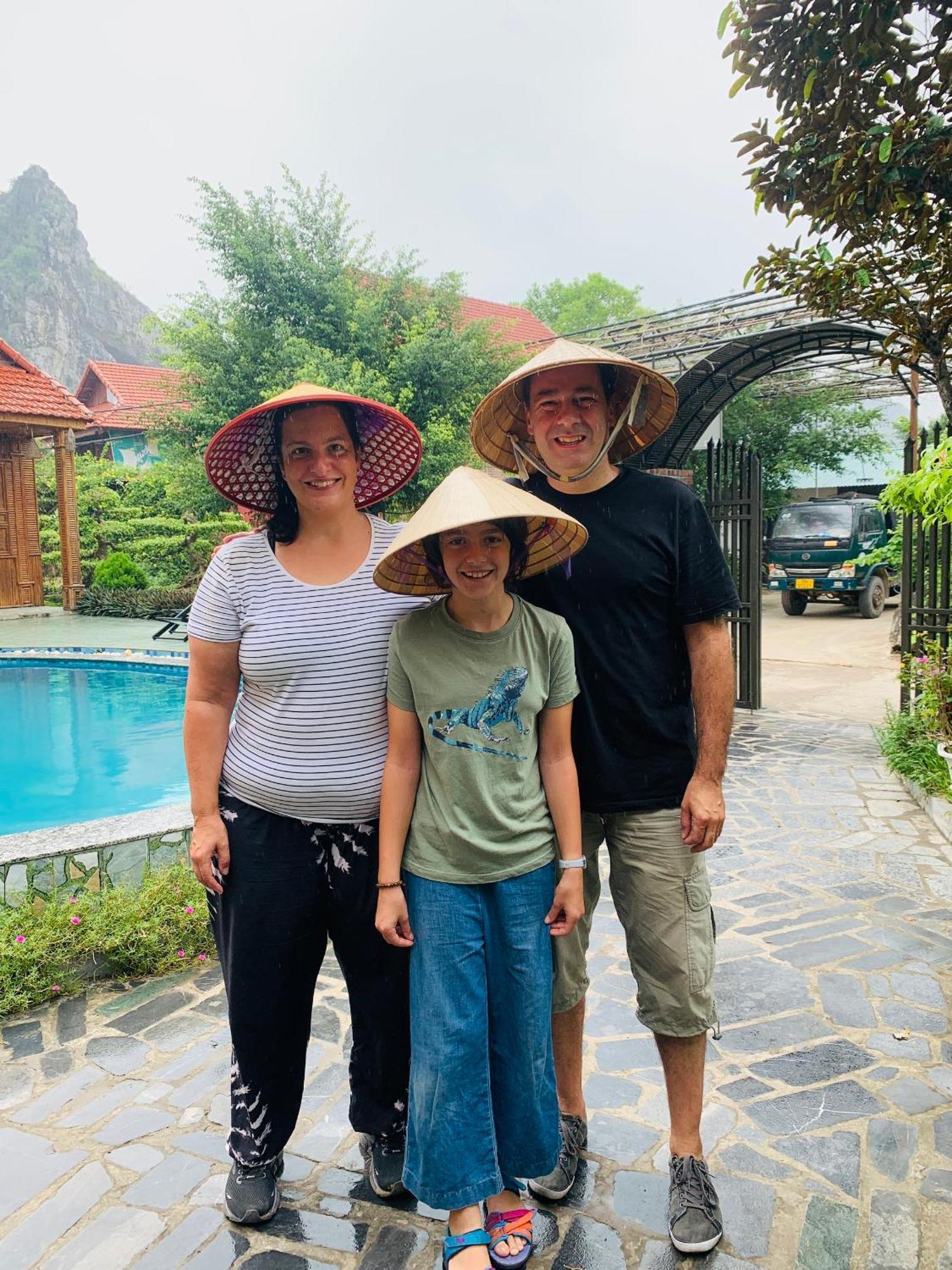 Trang An Viewpoint Homestay นิญบิ่ญ ภายนอก รูปภาพ